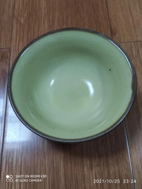 明永樂淡黃釉小碗 明永樂淡黃釉小碗