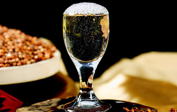 中國3大實惠“小茅臺”,個個都是經典,懂酒的人都是整箱收藏 中國3大實惠“小茅臺”,個個都是經典,懂酒的人都是整箱收藏