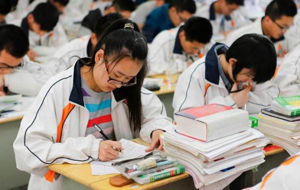 “大學”和“學院”之間的差距,可不是一星半點,別等畢業才知道 “大學”和“學院”之間的差距,可不是一星半點,別等畢業才知道