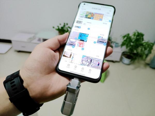 手機擴容,電腦檔案互傳就這麼簡單,aigo雙口超小固態隨身碟體驗 手機擴容,電腦檔案互傳就這麼簡單,aigo雙口超小固態隨身碟體驗
