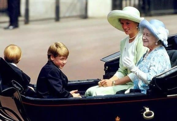伊麗莎白王太后最疼查爾斯，102歲去世，1400萬遺產大半留給哈里