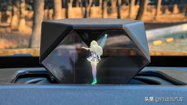 90後小夫妻自駕旅行首選 奔騰T77 Pro真香