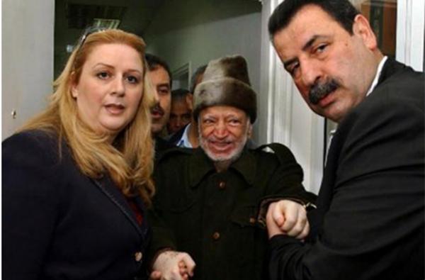 阿拉法特死後9年,嬌妻蘇哈直言後悔:我們結婚22年感覺就像50年 阿拉法特死後9年,嬌妻蘇哈直言後悔:我們結婚22年感覺就像50年