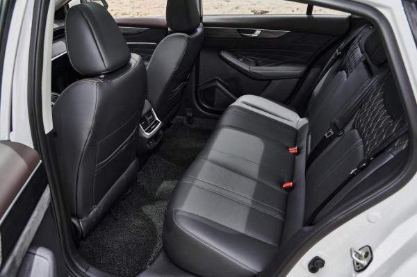 試駕賽道級寬體家轎奕炫MAX 從麗江自駕香格里拉納帕海