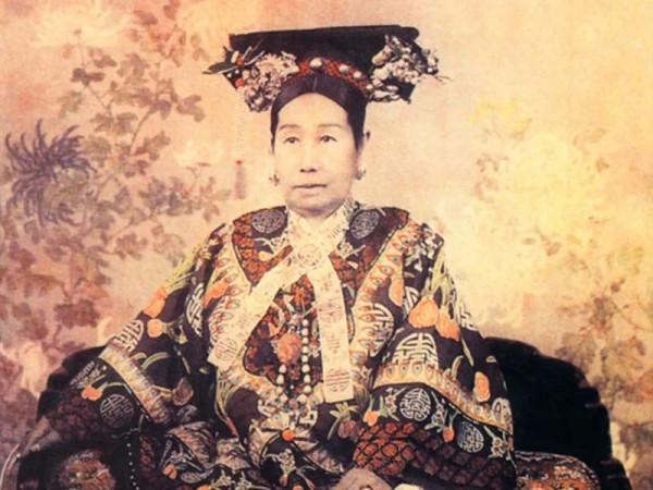 中國歷史,歷史上的五大女強人,你知道都有誰嗎? 中國歷史,歷史上的五大女強人,你知道都有誰嗎?