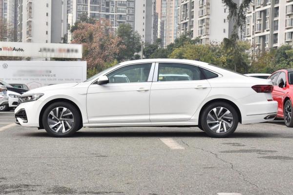 帕薩特PHEV是向新能源領域的轉變，還是結束燃油時代前的自救？