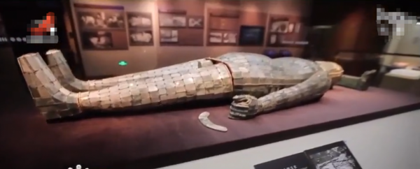 墓主人屍骨無存，意外發現首件金縷玉衣，這究竟是誰的墓？