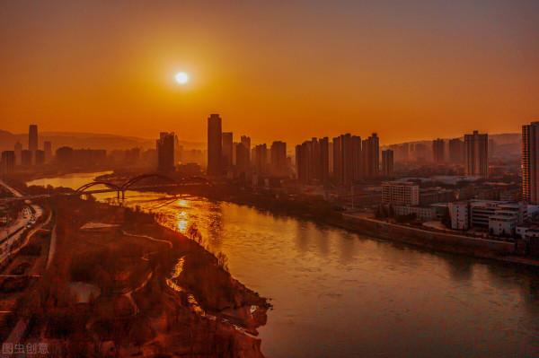 中國股市：未來空間或超200&percnt;的6只新基建概念股（附名單）