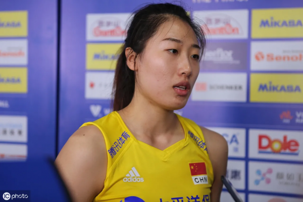 四國手上場的遼寧女排3:0戰勝廣東女排,為進四強拿到關鍵3分 四國手上場的遼寧女排3:0戰勝廣東女排,為進四強拿到關鍵3分