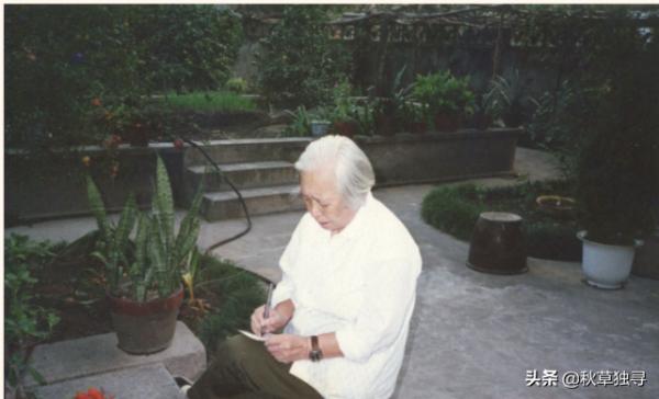 毛澤東的最後一個悼亡花圈送給他。榮歸故里，不辭而別犯“眾怒”