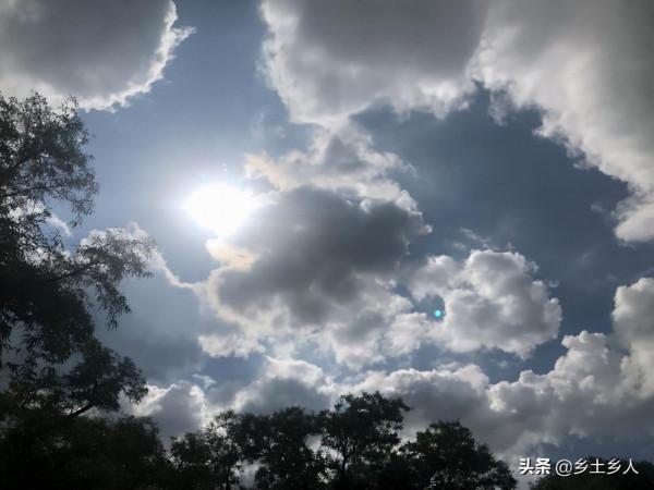 後日冬朔日，俗話說：“冬月初一晴，單衣過寒冬”，今年是暖冬嗎