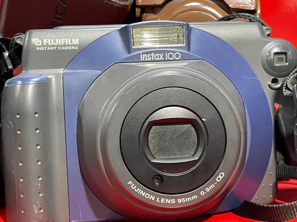 逛瀋陽二手相機店:尼康沒人要,大炮被放棄,寶麗萊卻有很多人找 逛瀋陽二手相機店:尼康沒人要,大炮被放棄,寶麗萊卻有很多人找