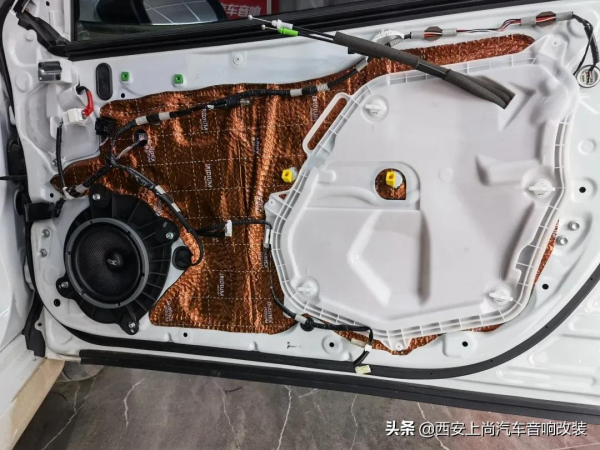 近在身邊的舒適之音,豐田凱美瑞無損升級德國原裝進口RS能量音響 近在身邊的舒適之音,豐田凱美瑞無損升級德國原裝進口RS能量音響