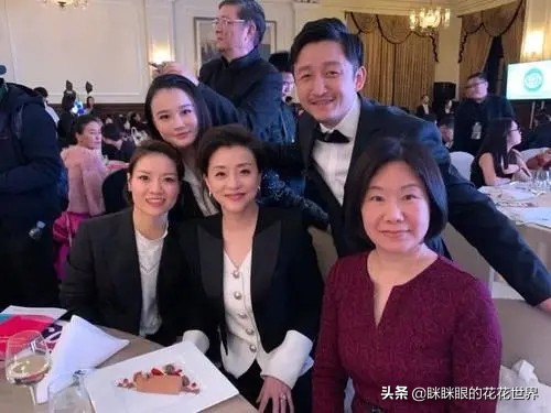 著名主持人楊瀾書法墨寶罕曝，筆墨造詣飄忽不定，網友：大跌眼鏡