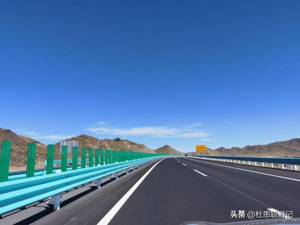 漢EV自駕新疆，大膽嘗試G7京新高速公路，服務區都沒有充電樁