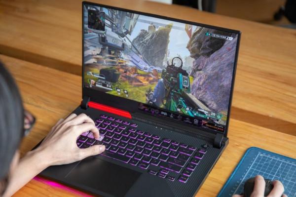 AMD 雙 A 平臺加持的 ROG 魔霸 5R，重新整理旗艦遊戲本新高度