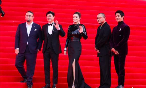 北影紅毯女星造型:鞏俐氣場強大,baby紅裙美豔,佟麗婭像公主 北影紅毯女星造型:鞏俐氣場強大,baby紅裙美豔,佟麗婭像公主