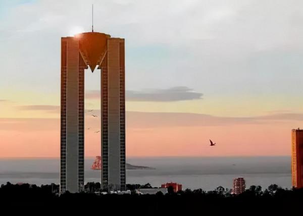 知名“殺人建築”，燒掉百億，還要人命，網友：甲方的智商有大坑