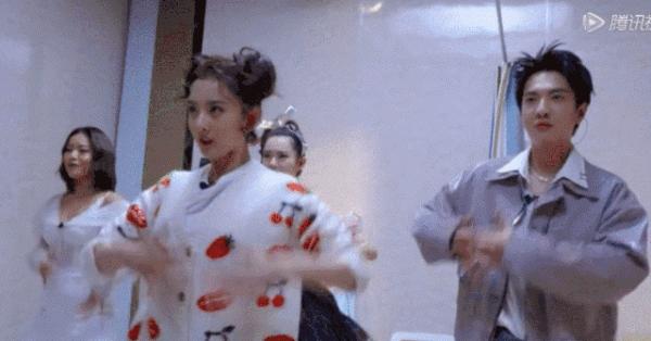 宋祖兒自創的減肥操,方法簡單易學,除此之外還有兩點也需注意 宋祖兒自創的減肥操,方法簡單易學,除此之外還有兩點也需注意