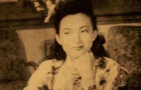 風華絕代王丹鳳，50年代的最美演員，永遠的“小燕子”飛走了