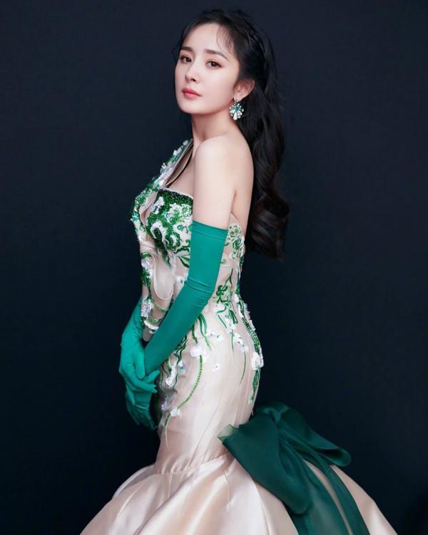 沒有任何缺點的女明星—楊冪