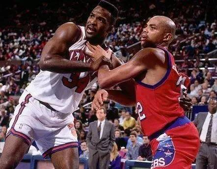 NBA紀實連載38:喬丹貼身護衛奧克利,打架比打球多的終極硬漢 NBA紀實連載38:喬丹貼身護衛奧克利,打架比打球多的終極硬漢