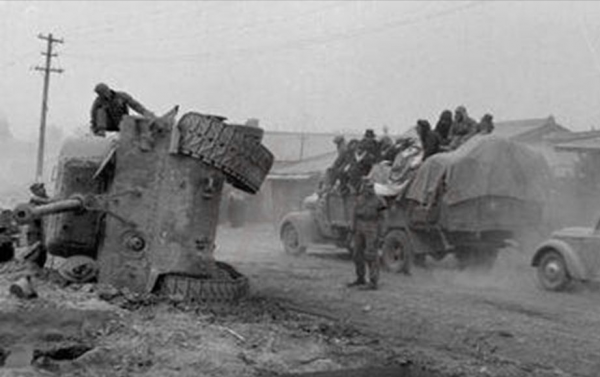 1951年，志願軍攻入漢城，世界各國難以置信，韓國至今仍有陰影