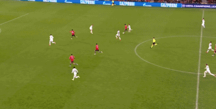 歐冠-格林伍德側鉤破門 範德貝克失誤致丟球 曼聯1-1無礙頭名出線 歐冠-格林伍德側鉤破門 範德貝克失誤致丟球 曼聯1-1無礙頭名出線