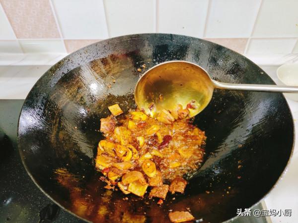 天冷常吃水煮肉,不用豬肉不用牛肉,不到20塊能做一盆,好吃實惠 天冷常吃水煮肉,不用豬肉不用牛肉,不到20塊能做一盆,好吃實惠