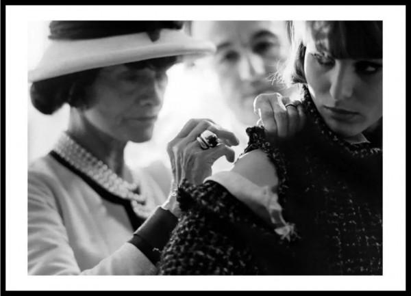 今年秋冬,穿“小香風”的你,美得真高階 今年秋冬,穿“小香風”的你,美得真高階