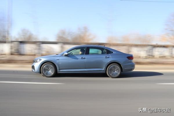 雙重形象，配置升級，B級車熱門選手回來了？試駕新款帕薩特