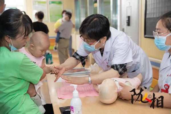 徐丁:懷救苦之心 做蒼生大醫 徐丁:懷救苦之心 做蒼生大醫