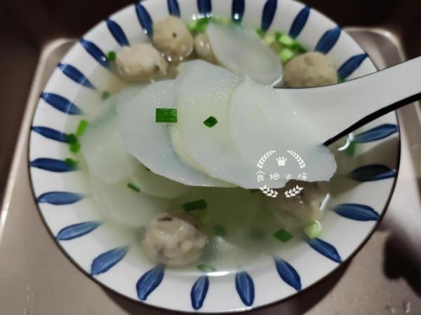 冬天多吃蘿蔔，加入它一起煮，營養加倍，清甜鮮美，大人小孩喜歡