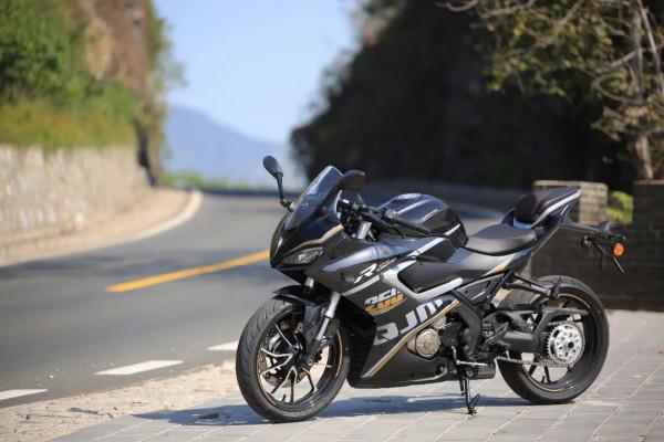 車評：不止顏值取勝！不到2萬元的賽250很能打