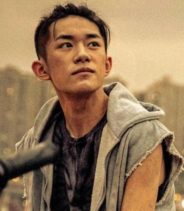 寸頭是檢驗男生顏值的唯一標準 寸頭是檢驗男生顏值的唯一標準