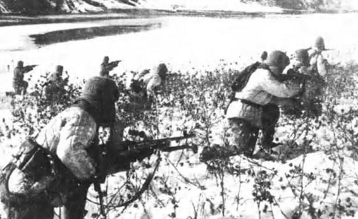 血戰長津湖：志願軍6天三炸水門橋，美軍卻逃出生天？多虧了日本