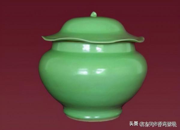 老農挖出荷葉小罐,覺得好看偷偷藏了起來,專家:全球就這一件 老農挖出荷葉小罐,覺得好看偷偷藏了起來,專家:全球就這一件