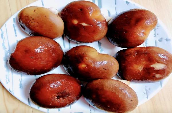 無油香菇雞腿飯，好吃又營養，香氣誘人！超級美味