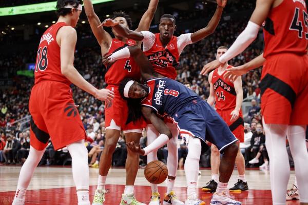 一夜6訊息！湖人5大問題，火箭6連勝，黃蜂蜇傷老鷹，騎士失絕殺