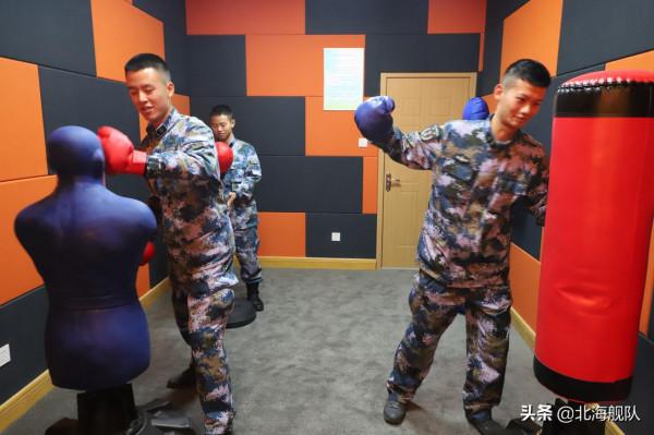 元旦假期如何過，快看西寧艦官兵10種玩法！