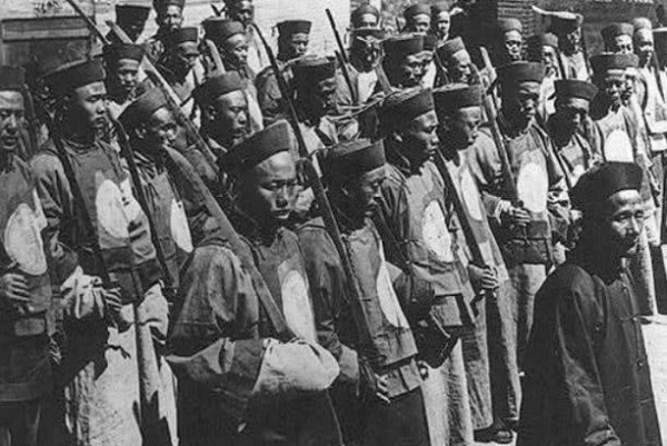 幾張清朝老照片,帶你認識真實的“帶刀侍衛”別再被電視劇給騙了 幾張清朝老照片,帶你認識真實的“帶刀侍衛”別再被電視劇給騙了