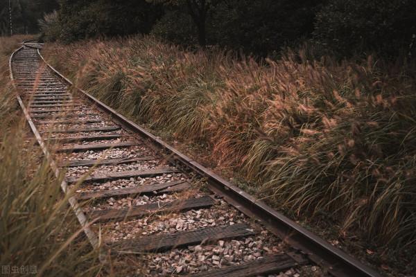 現在詩「西行列車上」