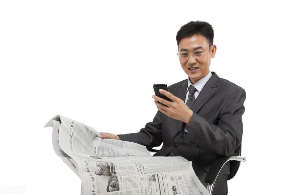 48歲男士自述：前妻背叛出車禍，十年後，老丈人把財產全留給了我