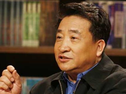 姜昆&colon;23年前不顧老婆反對收養6歲男孩，成名後還幫他尋找親生父母