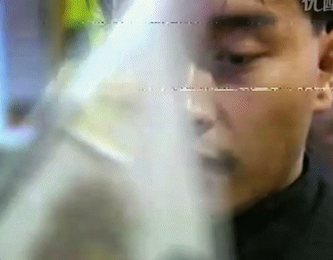 張國榮三十年前的穿搭，他一定是香港最潮的明星吧