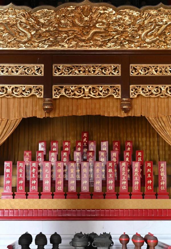 實拍北京歷代帝王廟，歷朝歷代帝王神位