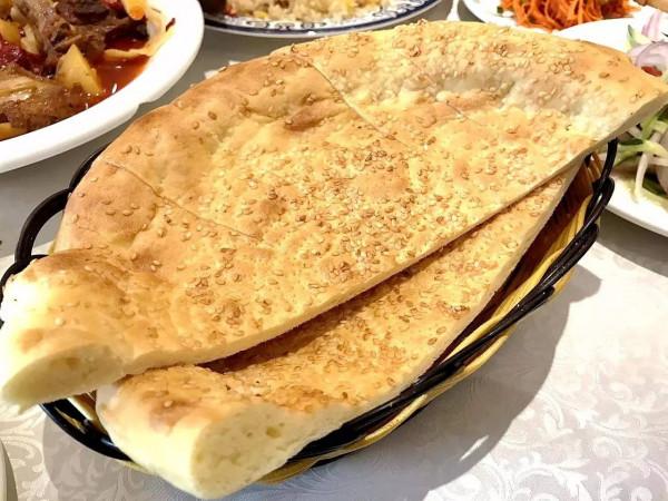 新疆小饢餅搭乘電商平臺這輛快車，正在走向全國