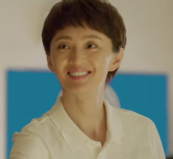 《埃博拉前線》張澍素顏也美，溫柔又大氣，原來她是許亞軍的老婆