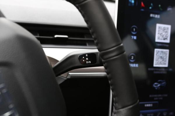 低價SUV，門檻5.99萬、最大續航401km，哪吒V適合家庭代步嗎？