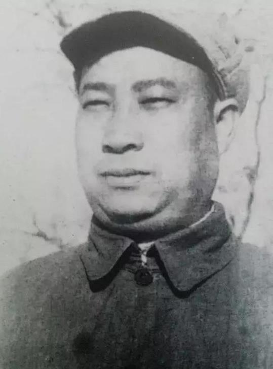 叫囂著活捉賀龍的國軍中將被俘,在長征中屢立戰功,解放後任市長 叫囂著活捉賀龍的國軍中將被俘,在長征中屢立戰功,解放後任市長